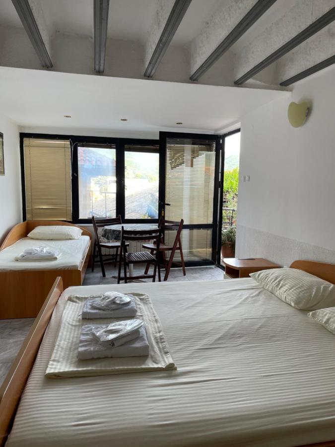 Apartments Evelyn Ohrid Esterno foto