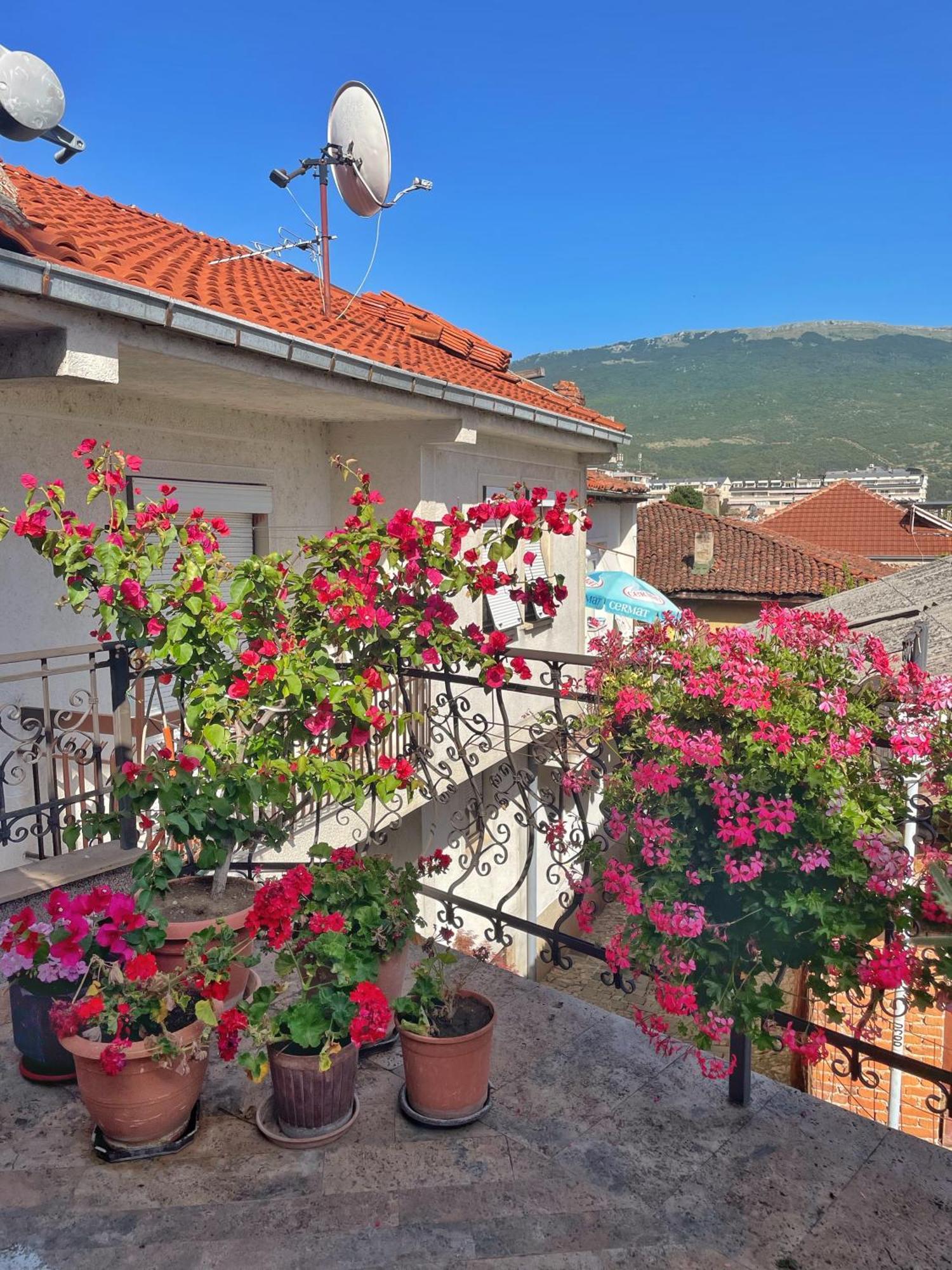 Apartments Evelyn Ohrid Esterno foto